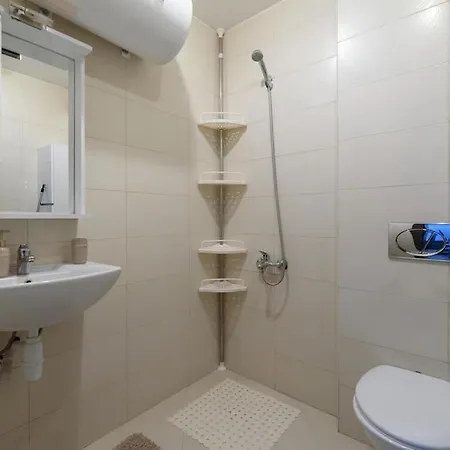 Cosy Studio Spomar - شقة *